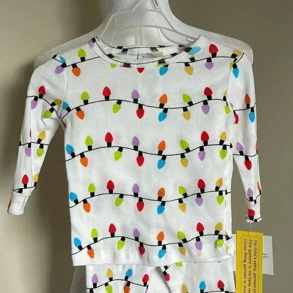 Little Beginnings Gender Neutral 2-Piece Pajama Set - Picture 2 of 8